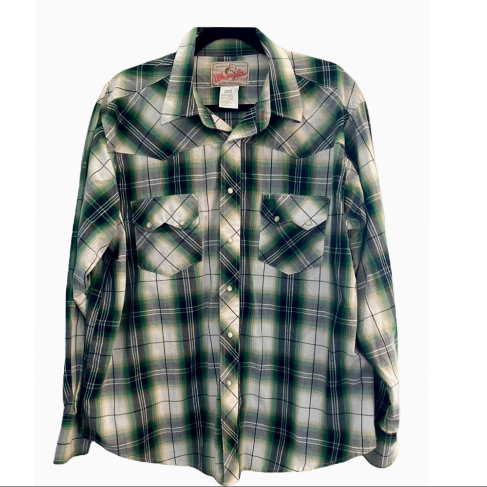 Vintage Men’s Wrangler Button Down Shirt /Size L